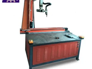 Máy hàn hồ quang Argon tự động 5 trục  五轴自动弧焊机